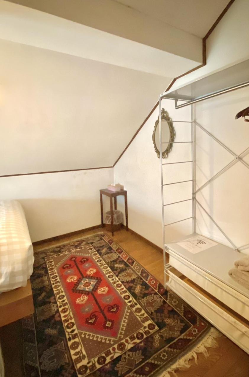 Diplomat House Very Close To Jr Station Chalet Tokio